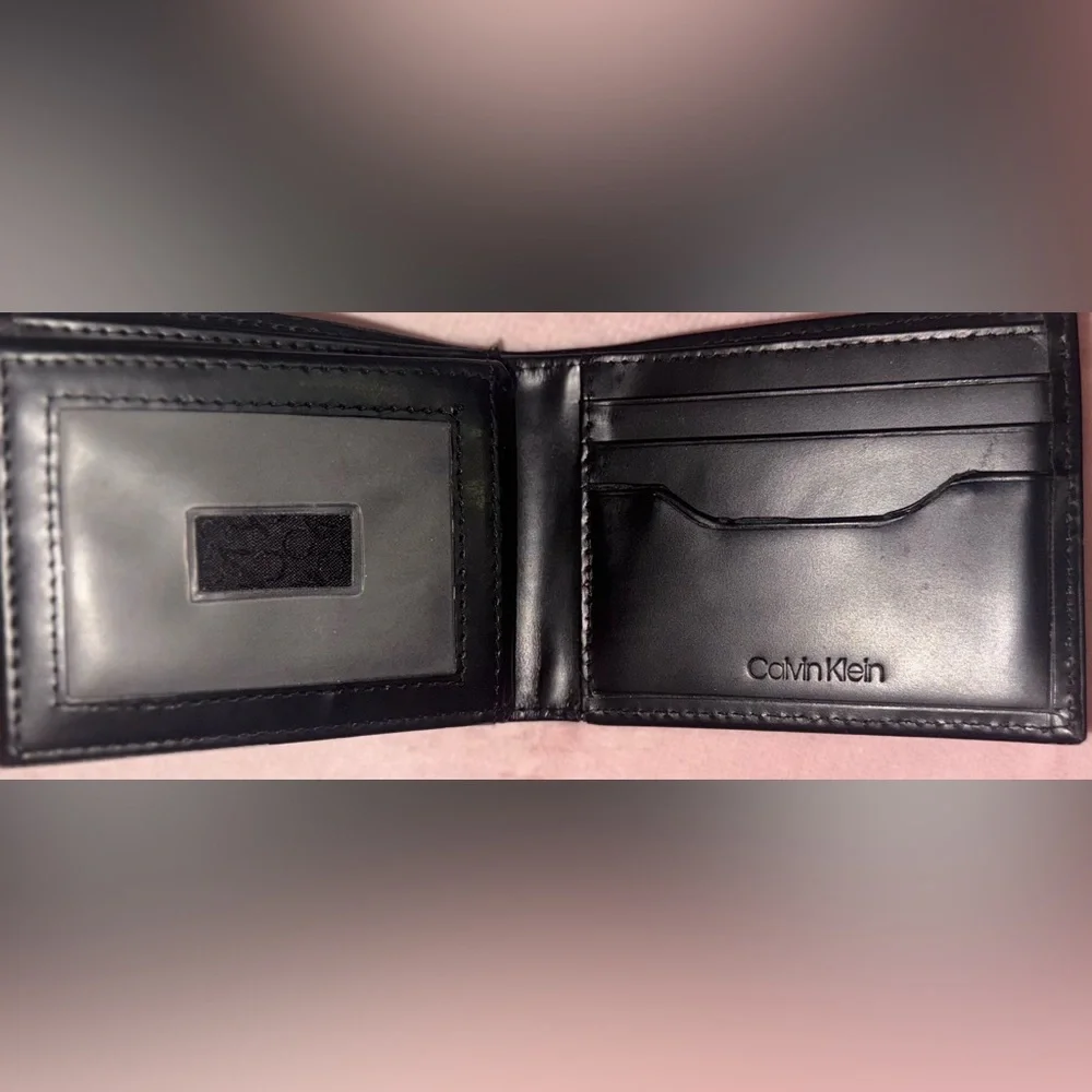 Men’s Calvin Klein Leather Wallet